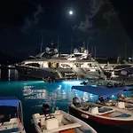 Дом отдыха Salty Pebble House Фискардон
