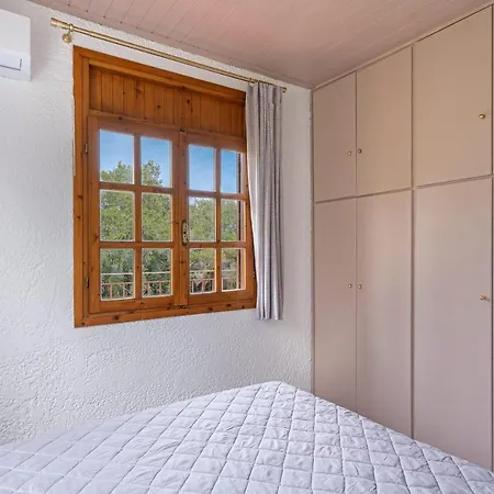 Salty Pebble House 度假居 *