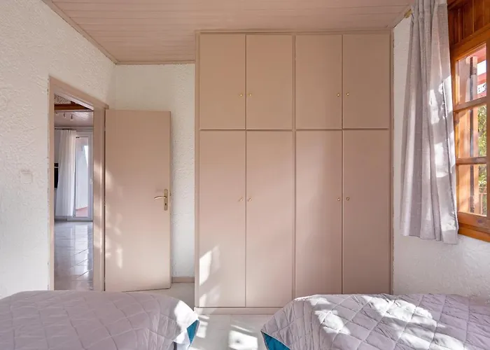 Salty Pebble House Dom wakacyjny *