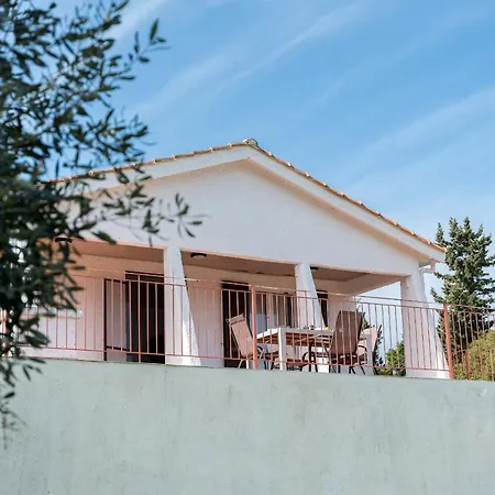 Salty Pebble House * Φισκάρδο