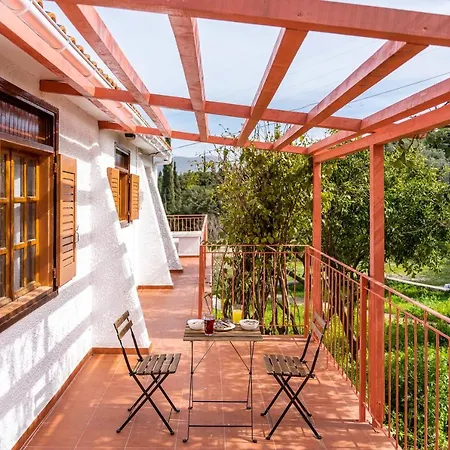 Salty Pebble House Φισκάρδο